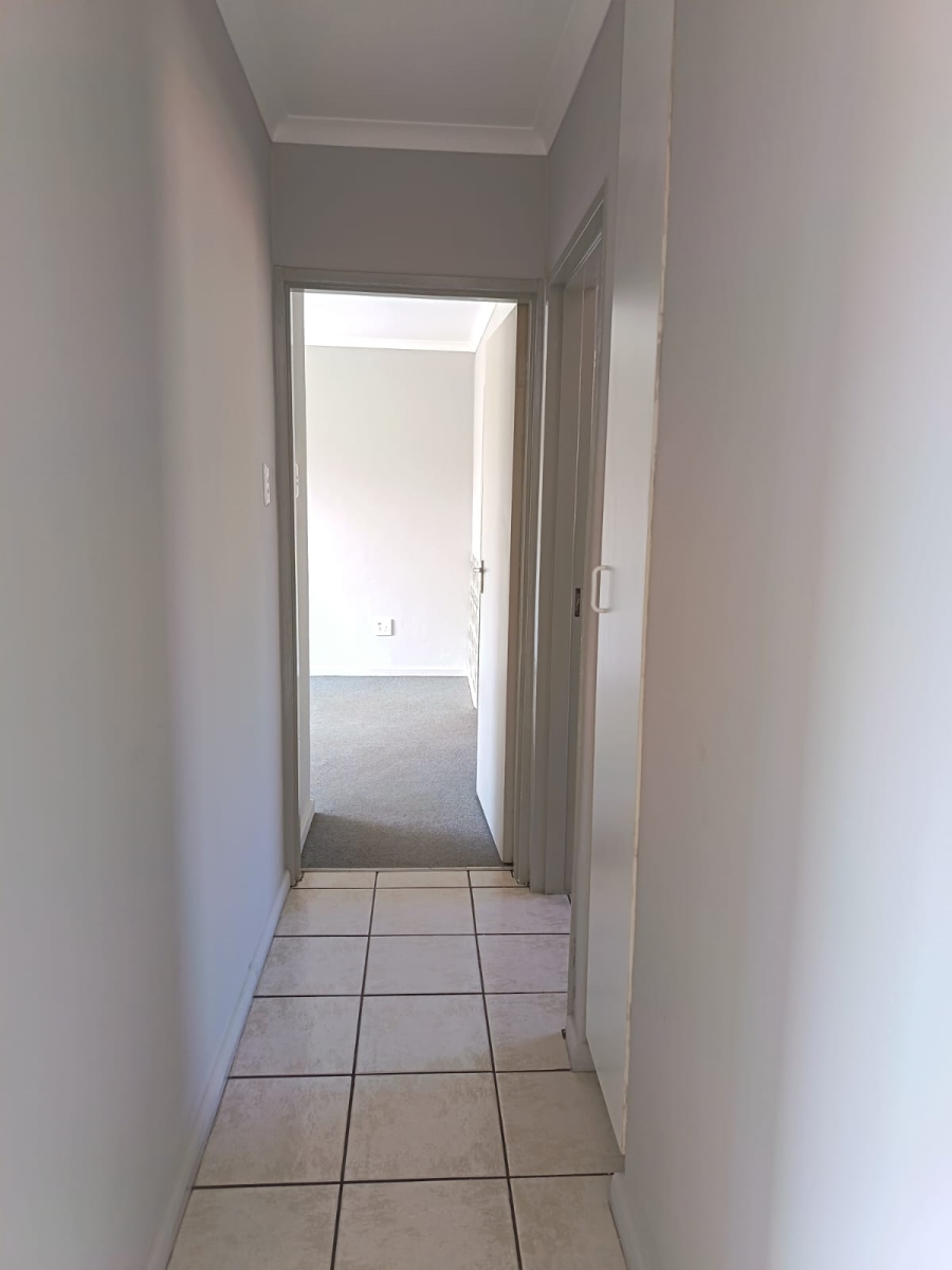 To Let 3 Bedroom Property for Rent in Jeffreys Bay Central Eastern Cape